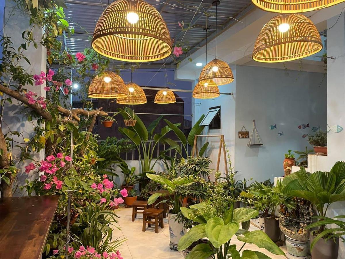 Alley Homestay Hanoi Buitenkant foto