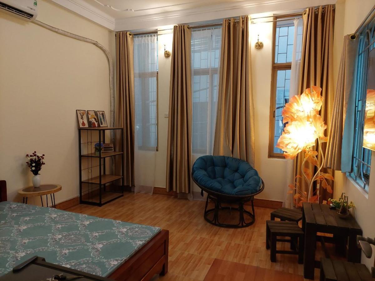 Alley Homestay Hanoi Buitenkant foto
