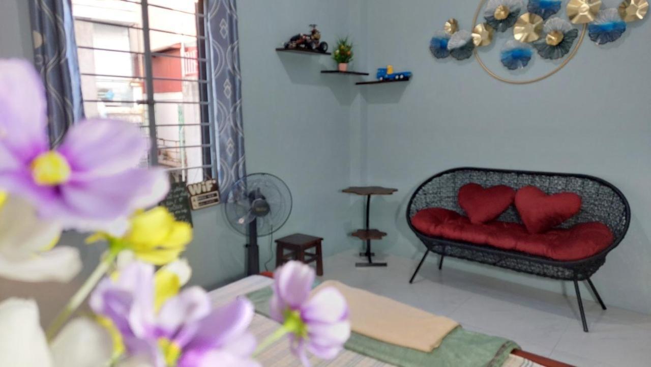 Alley Homestay Hanoi Buitenkant foto